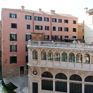Apartahotel Corte Grimani, Venecia