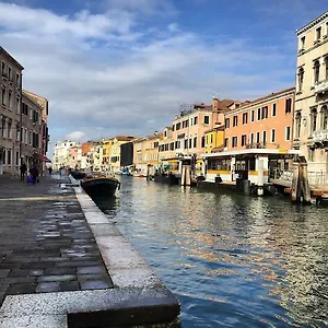 Bed and breakfast Ponte Degli Scalzi, Venecia